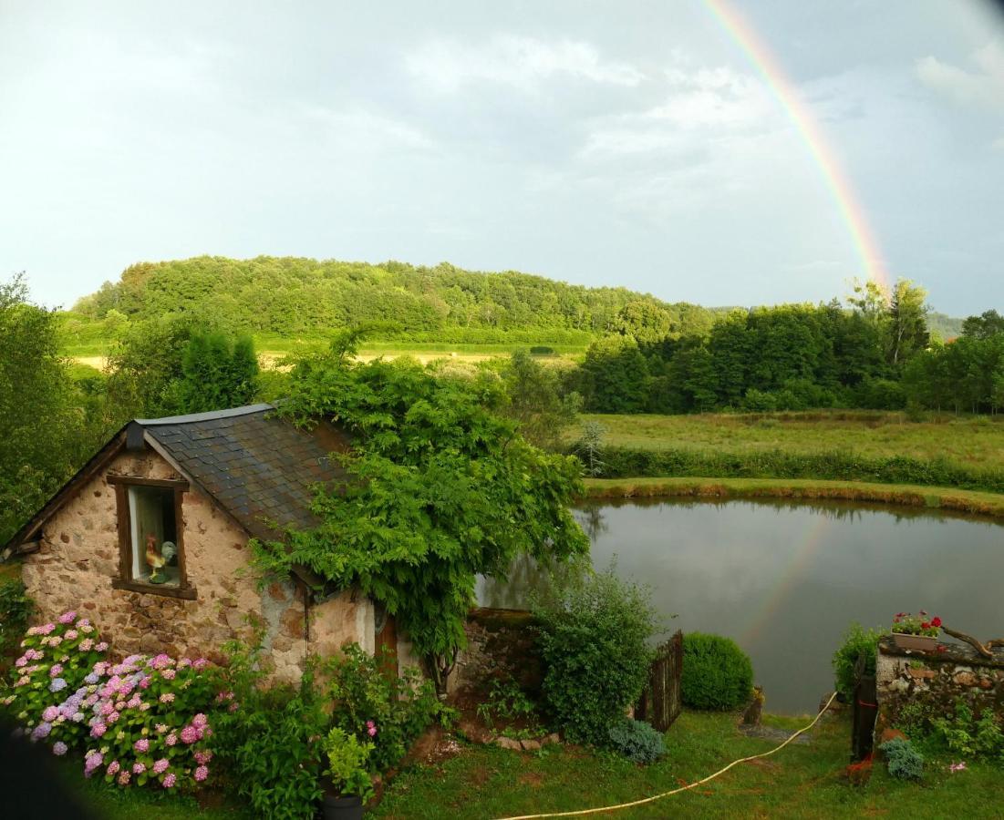 Roulotte Maisonthiers Blanot  外观 照片