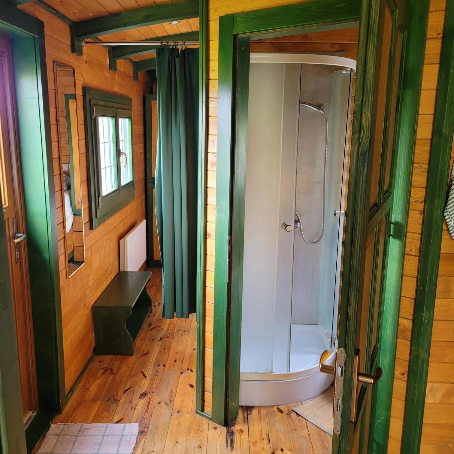 Roulotte Maisonthiers Blanot  外观 照片